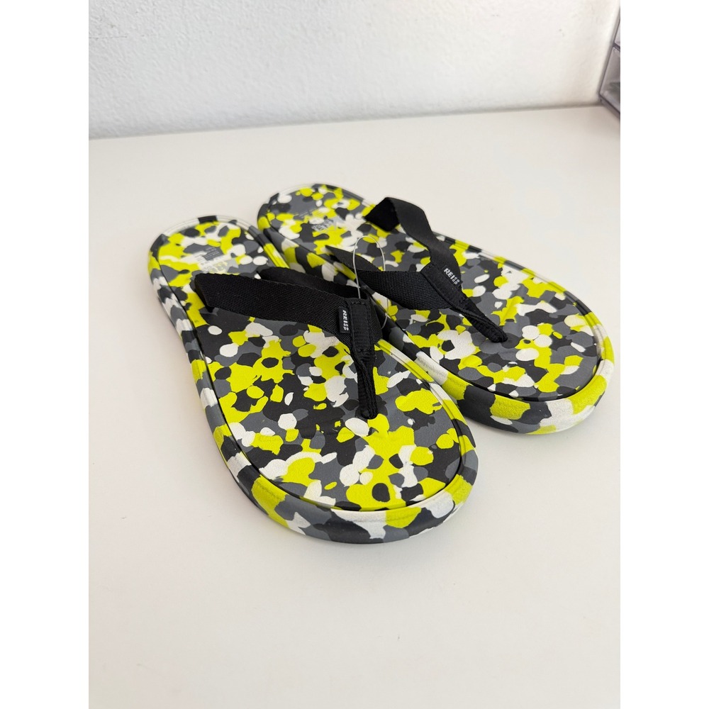 REI Co-op Flip Flop Sandals Yellow Grey Camo Print Unisex Mens 5 Womens 6
